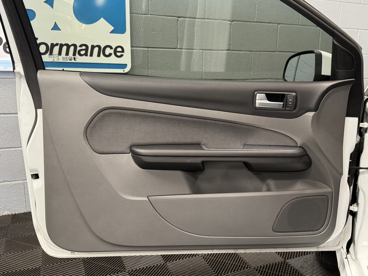 Used Ford Focus 2009 for sale - 78070508: Photo 34