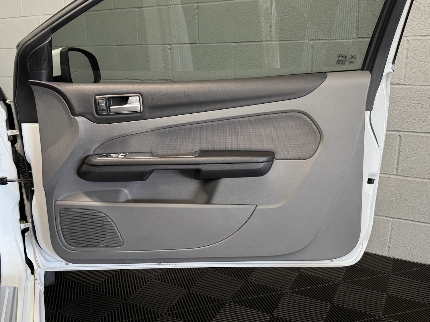 Used Ford Focus 2009 for sale - 78070508: Photo 41