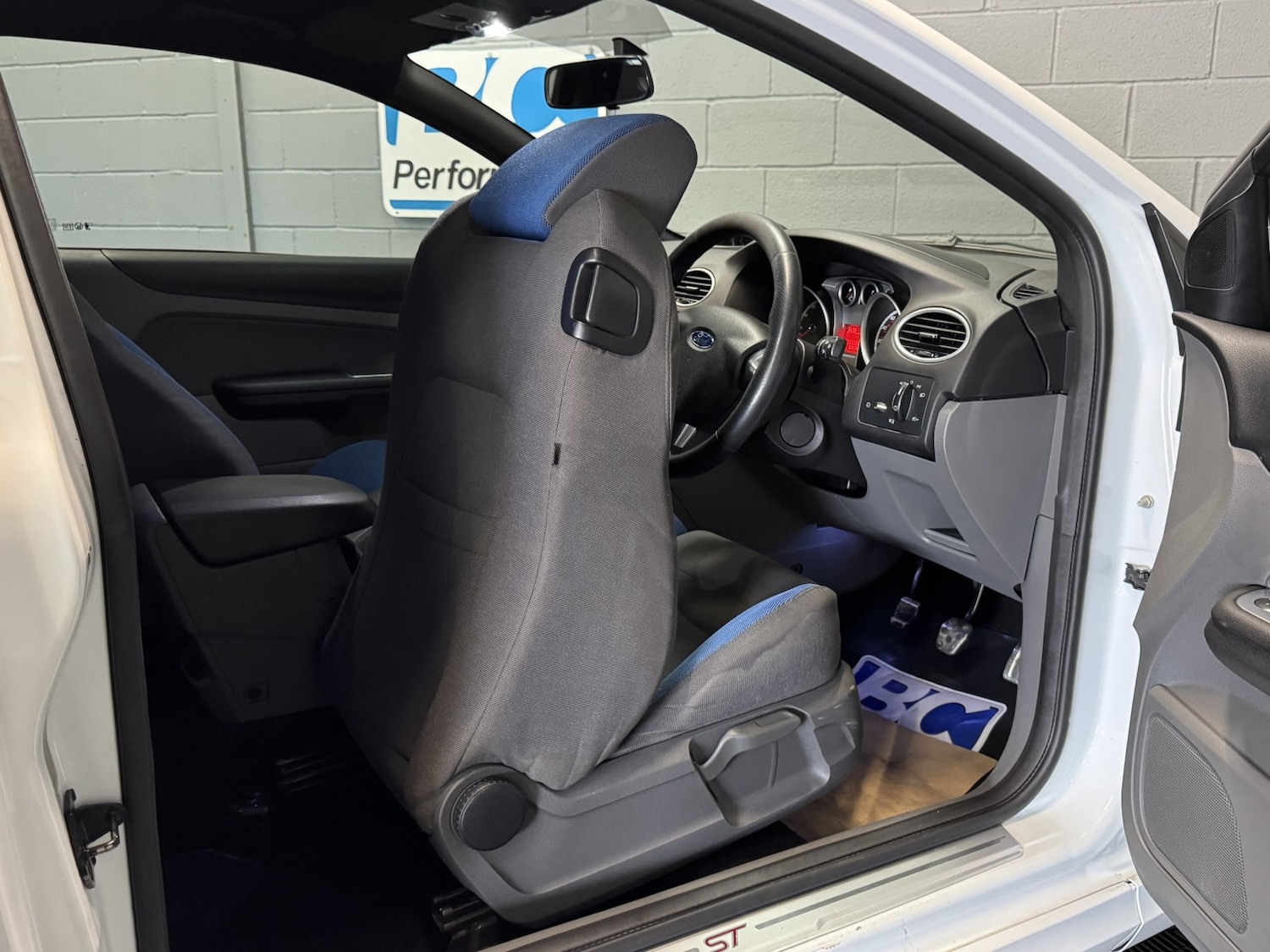 Used Ford Focus 2009 for sale - 78070508: Photo 42