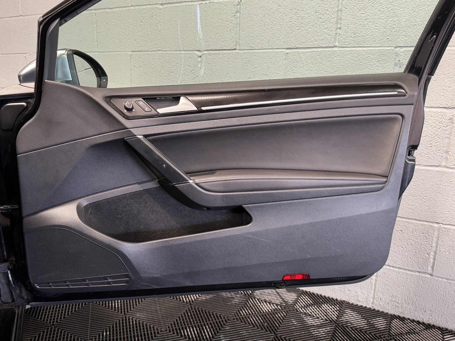 Used Volkswagen Golf 2015 for sale - 77921386: Photo 37