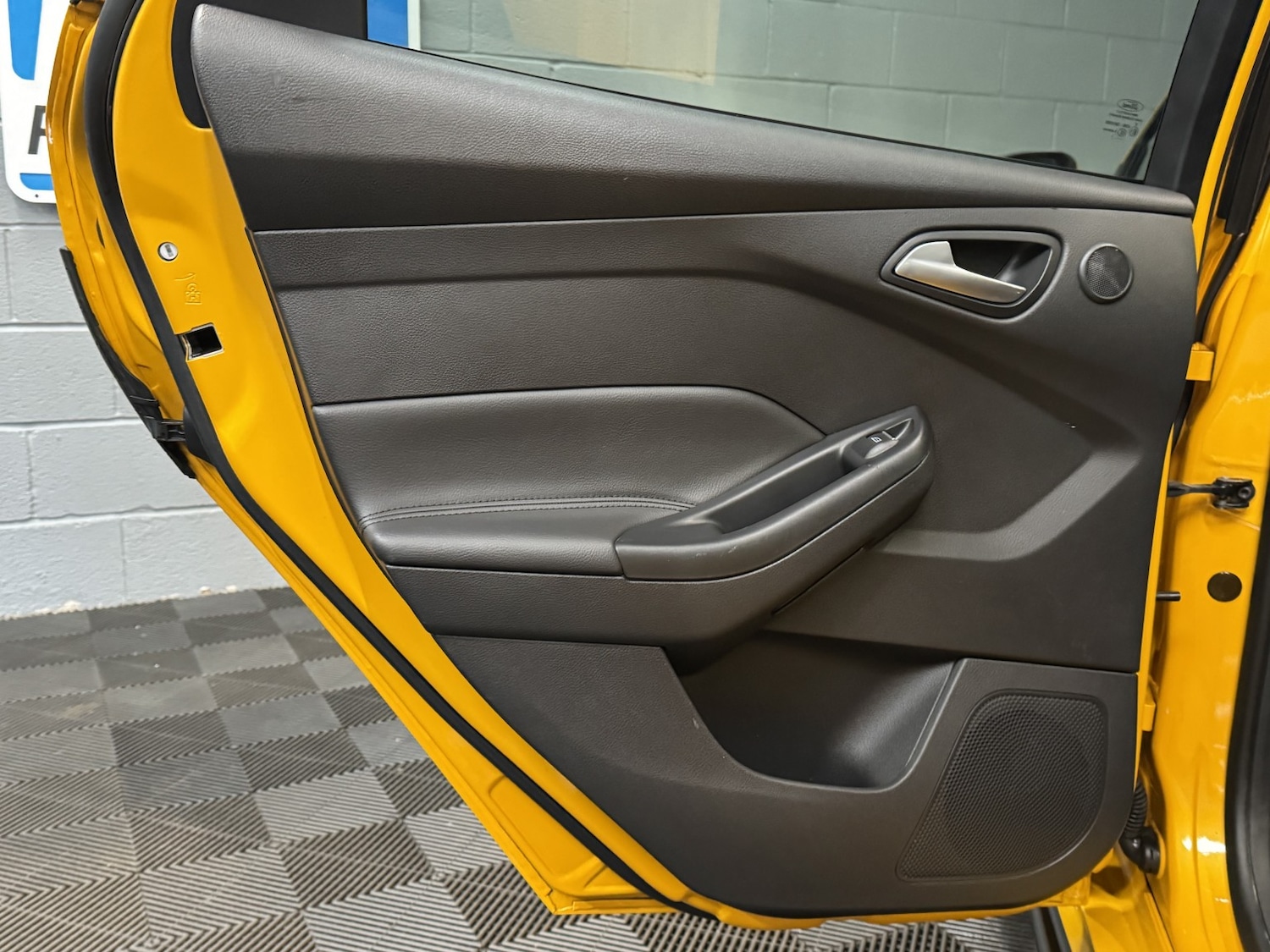 Used Ford Focus 2017 for sale - 77453075: Photo 35