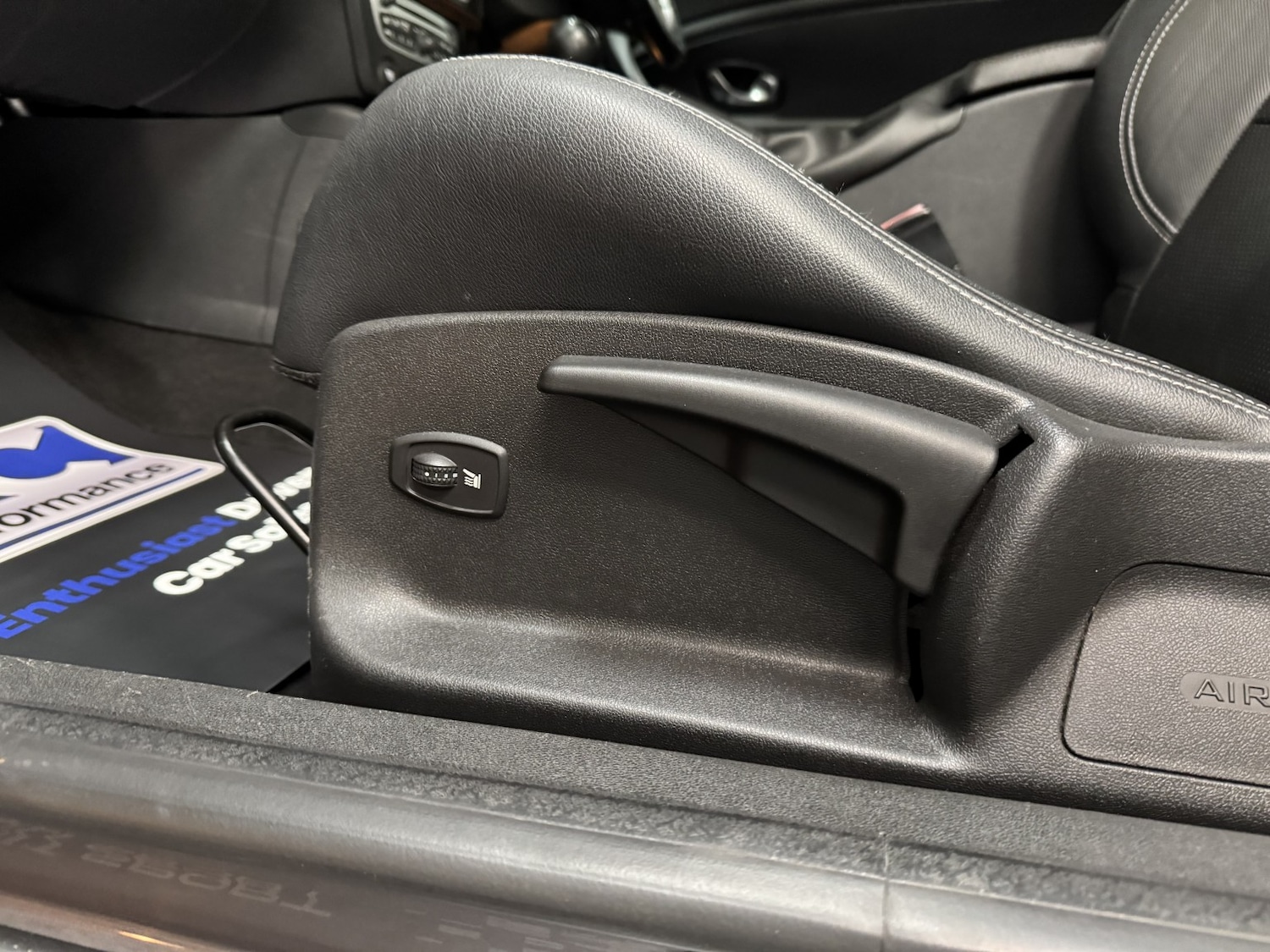 Used Renault Megane 2010 for sale - 76547781: Photo 37