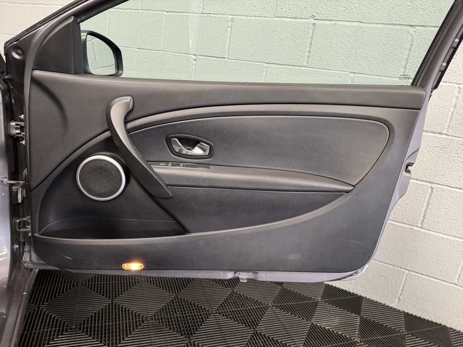 Used Renault Megane 2010 for sale - 76547781: Photo 41