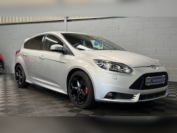 Used Ford Focus 2014 for sale - 79456843: Photo