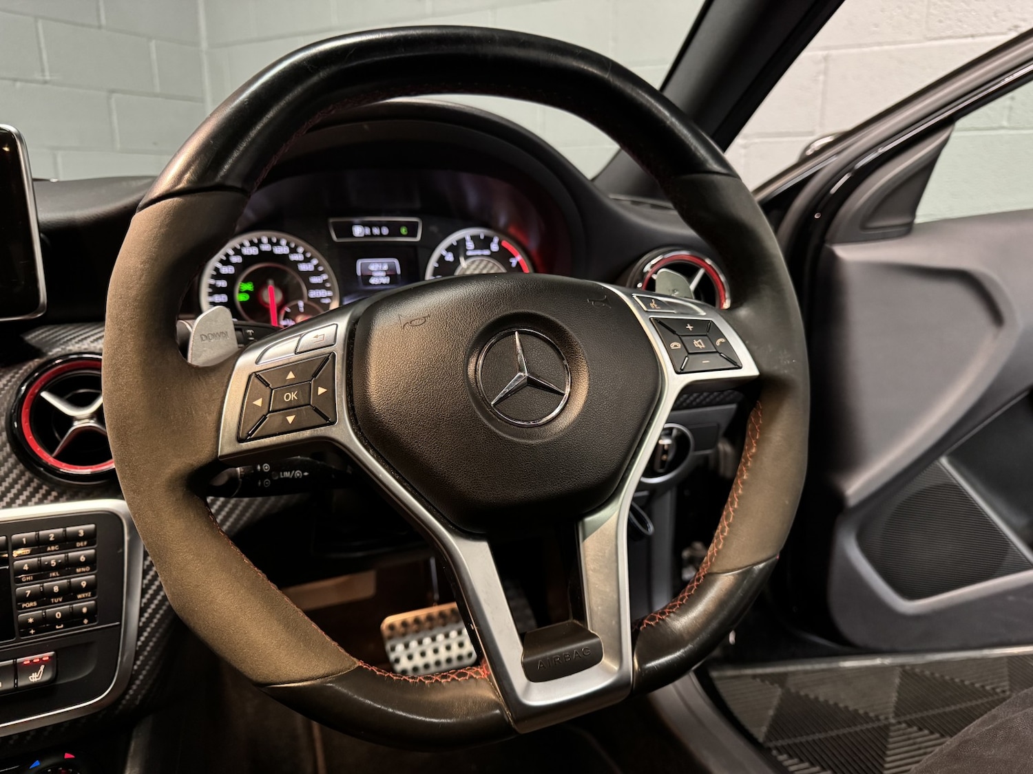 Used Mercedes-Benz A-Class 2014 for sale - 77997298: Photo 51