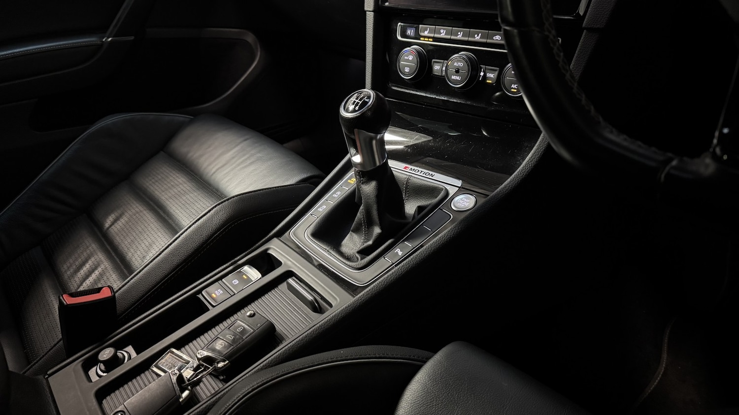 Used Volkswagen Golf 2017 for sale - 76712368: Photo 12