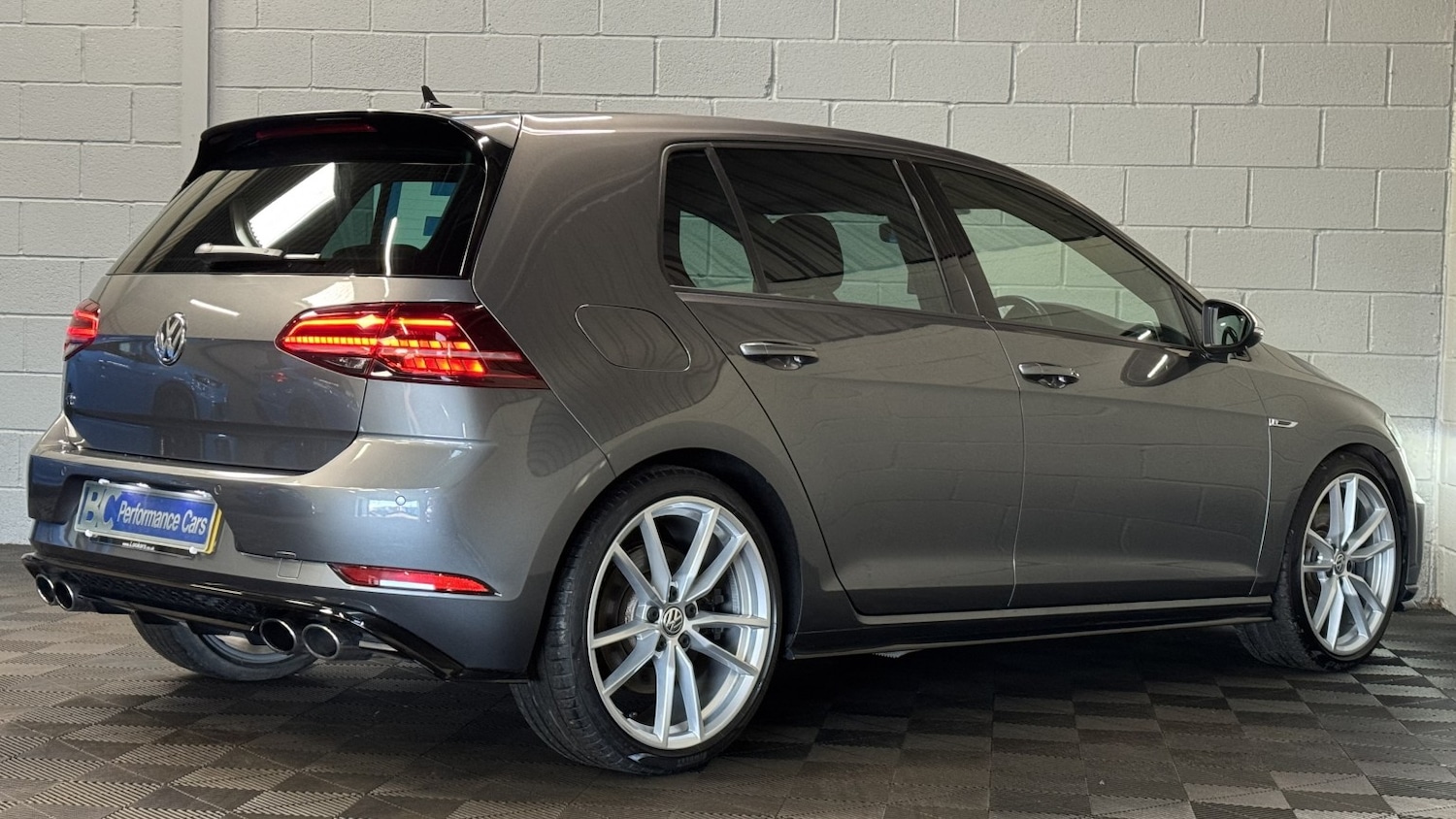 Used Volkswagen Golf 2017 for sale - 76712368: Photo 30