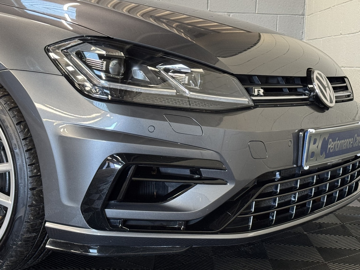 Used Volkswagen Golf 2017 for sale - 76712368: Photo 32