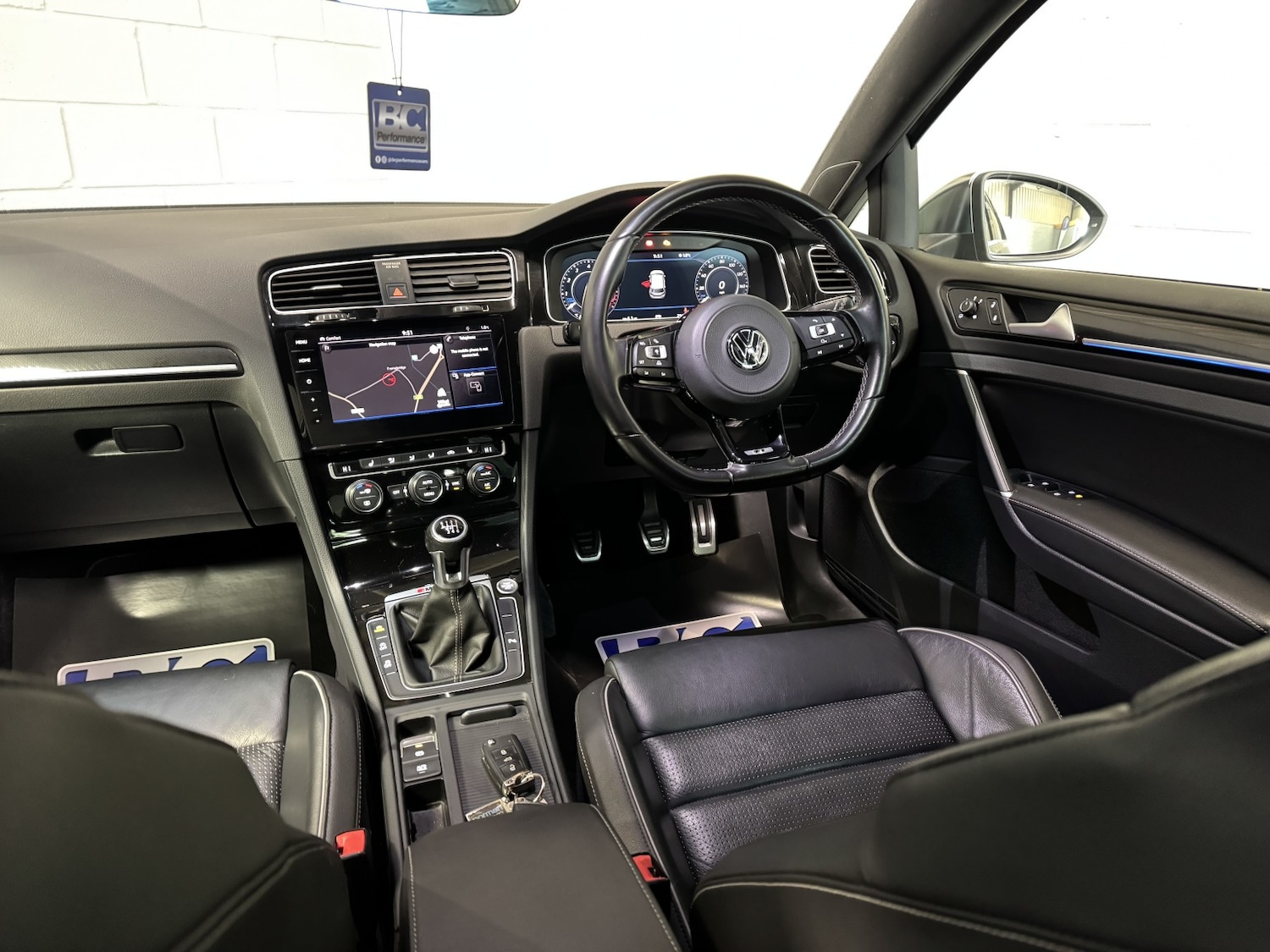 Used Volkswagen Golf 2017 for sale - 76712368: Photo 43