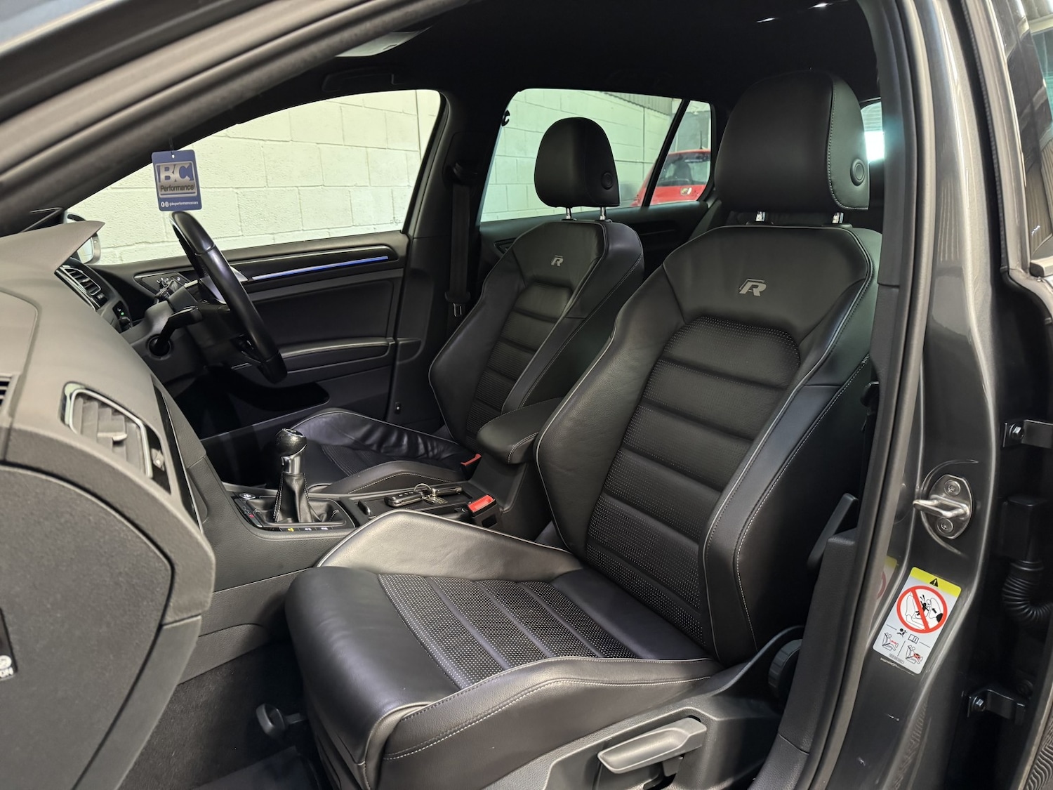 Used Volkswagen Golf 2017 for sale - 76712368: Photo 47