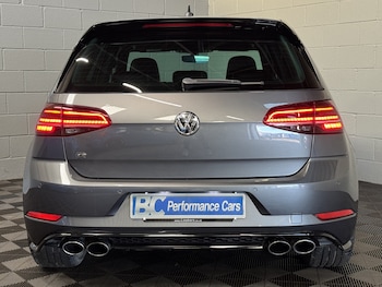 Used Volkswagen Golf 2017 for sale - 76712368: Photo