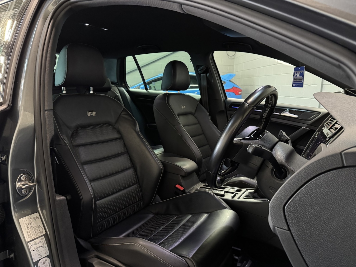 Used Volkswagen Golf 2017 for sale - 76712368: Photo 54