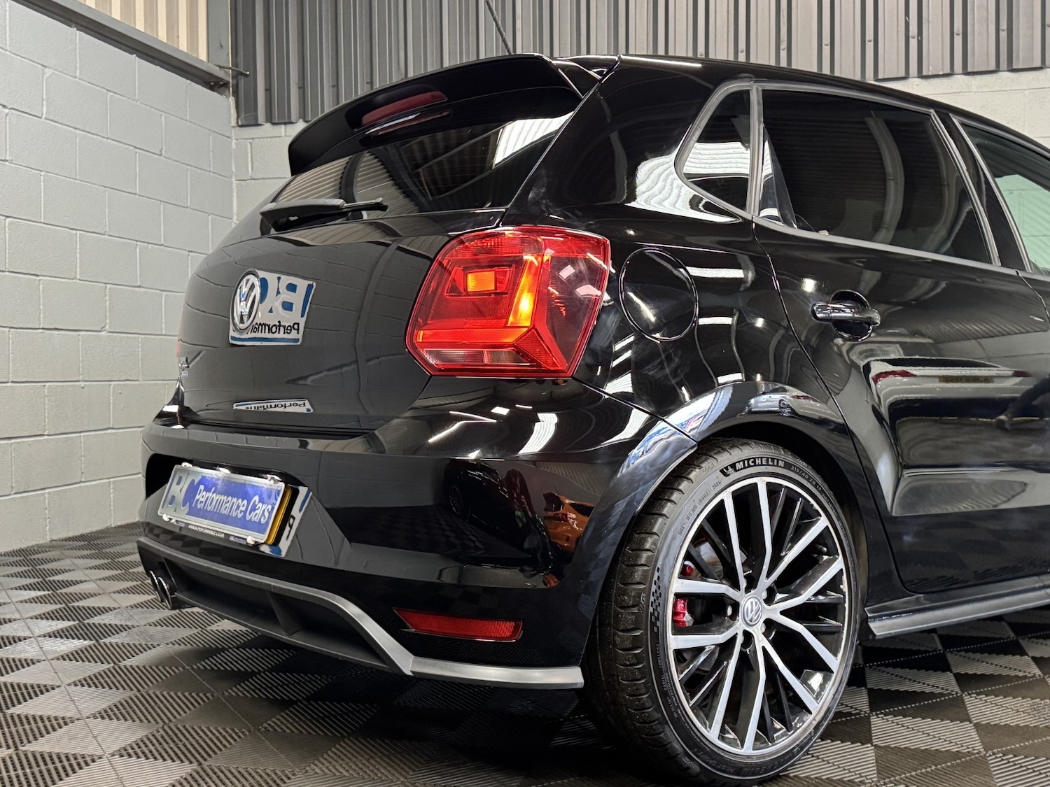 Used Volkswagen Polo 2017 for sale - 77028028: Photo 3