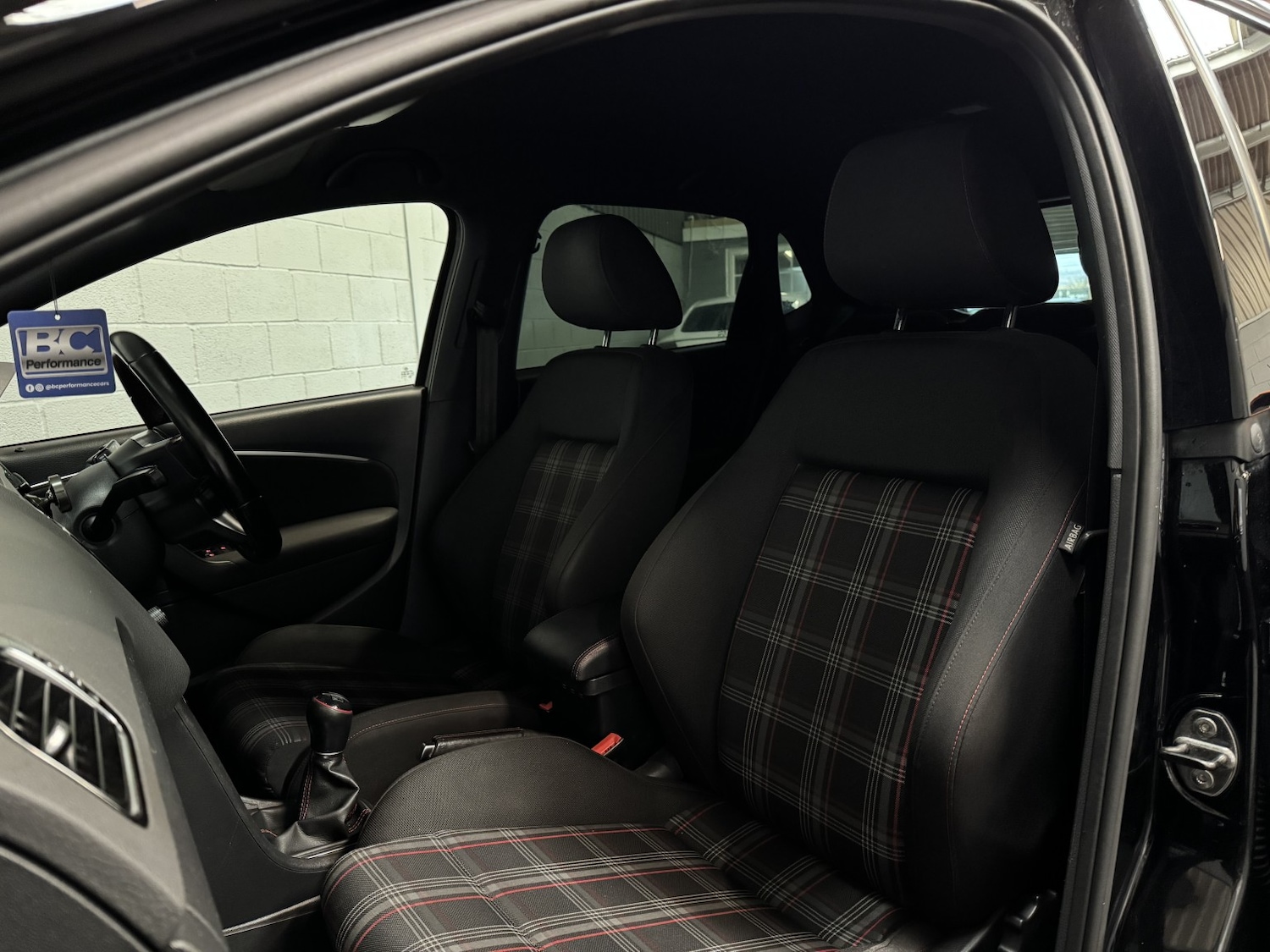 Used Volkswagen Polo 2017 for sale - 77028028: Photo 39