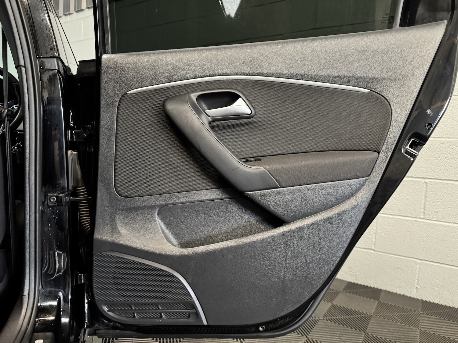 Used Volkswagen Polo 2017 for sale - 77028028: Photo 41