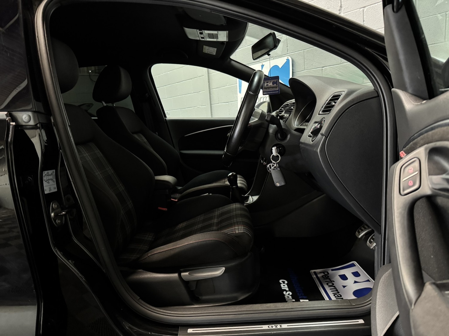 Used Volkswagen Polo 2017 for sale - 77028028: Photo 46