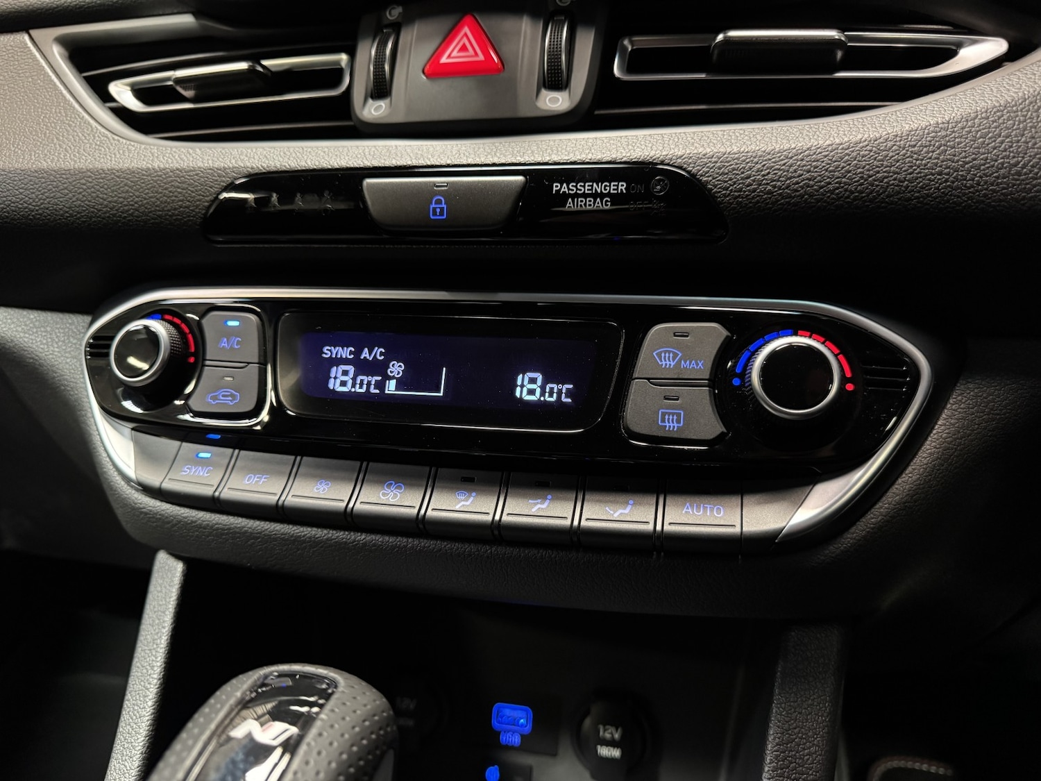 Used Hyundai i30 2023 for sale - 78198036: Photo 12