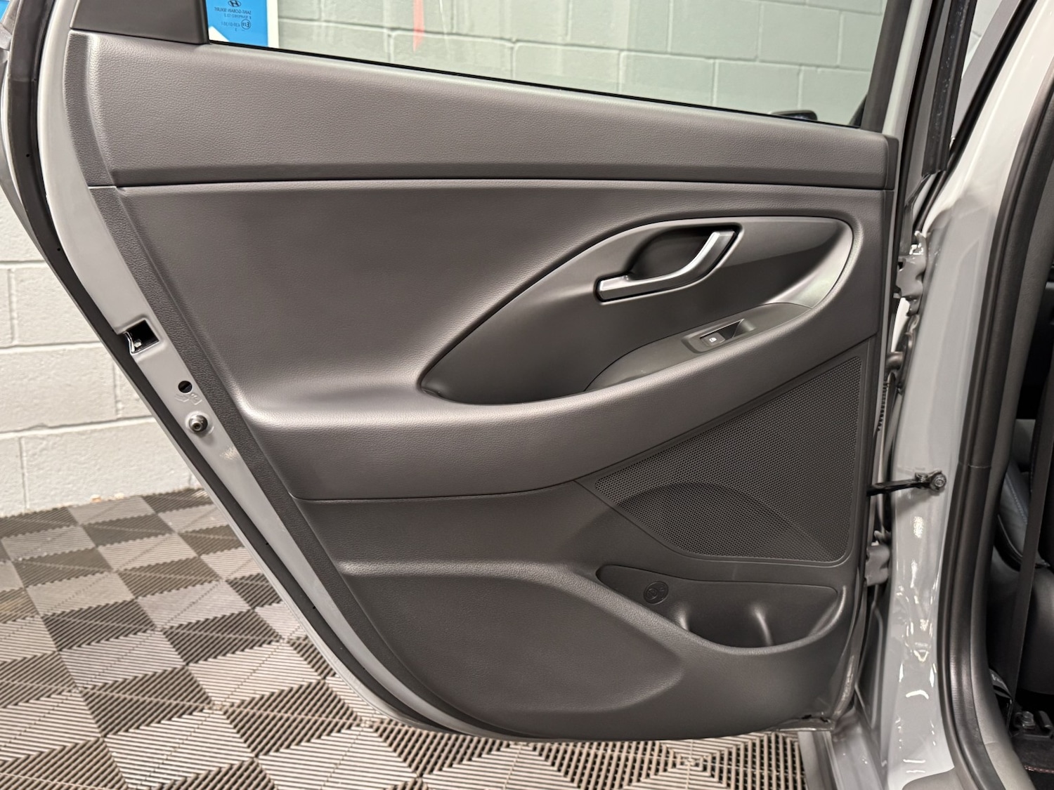 Used Hyundai i30 2023 for sale - 78198036: Photo 42