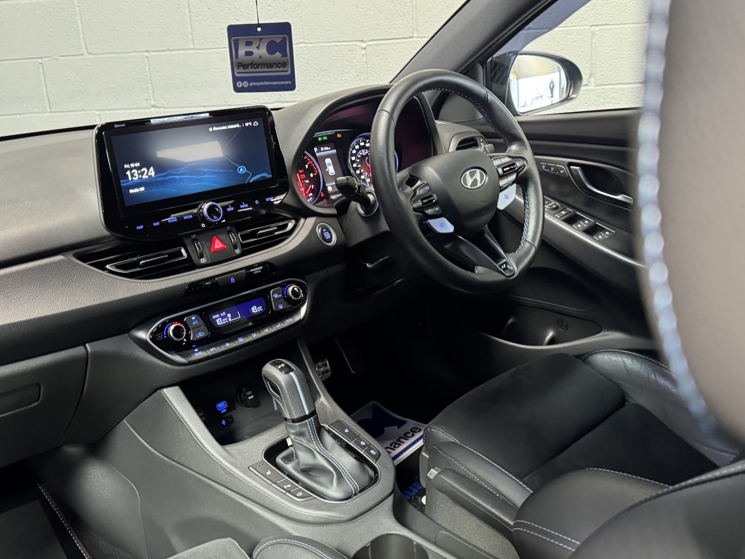 Used Hyundai i30 2023 for sale - 78198036: Photo 46