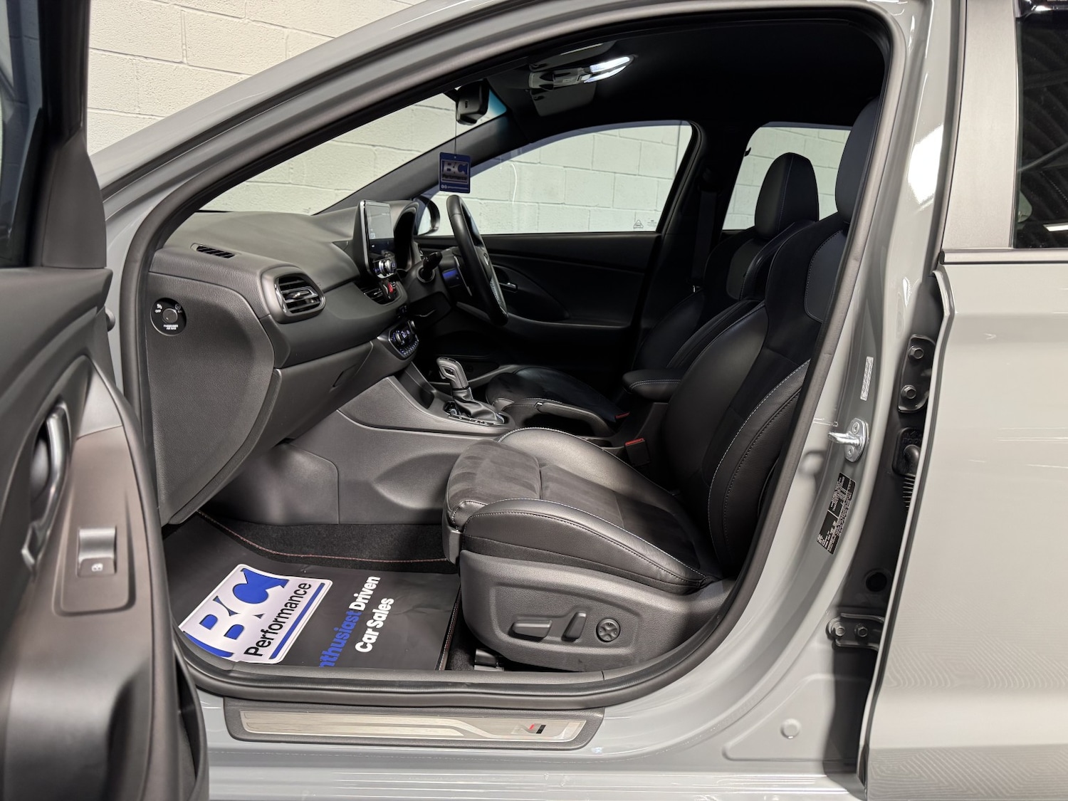 Used Hyundai i30 2023 for sale - 78198036: Photo 8