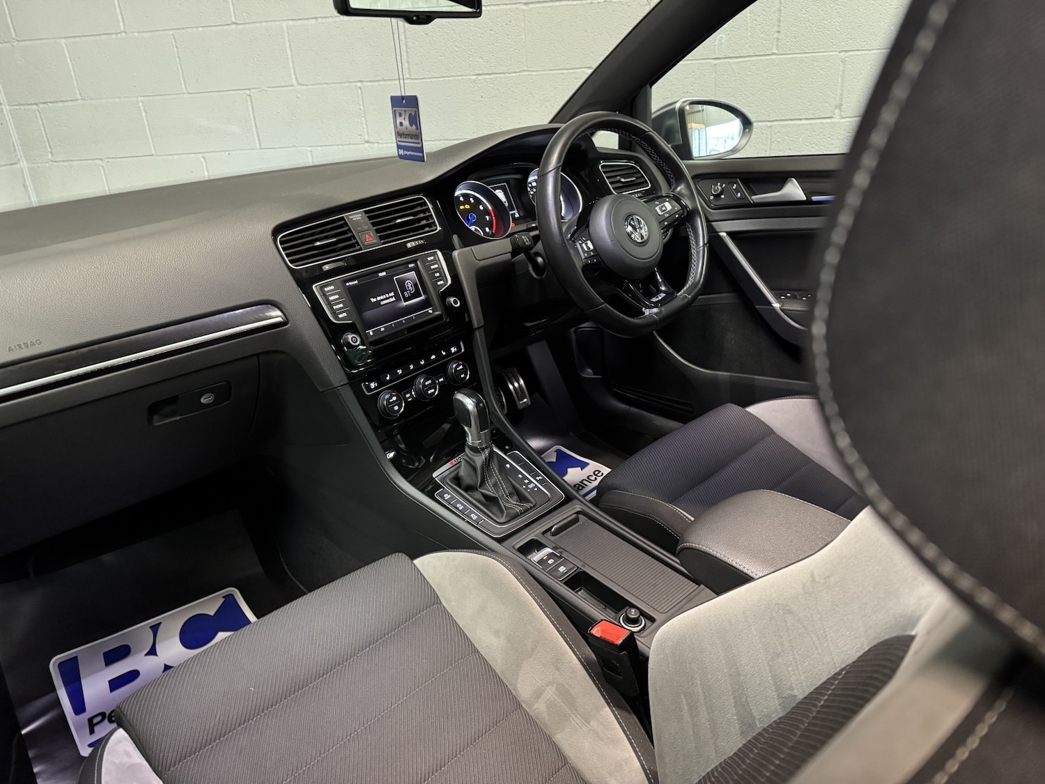 Used Volkswagen Golf 2016 for sale - 77997240: Photo 37