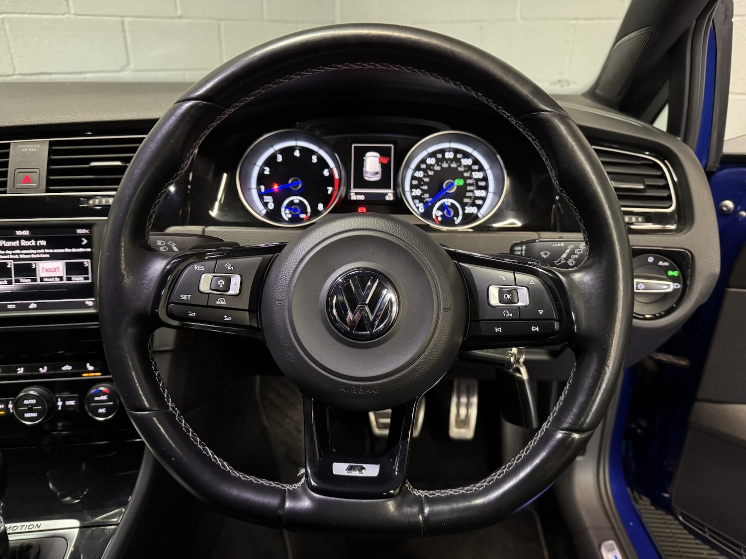 Used Volkswagen Golf 2016 for sale - 77997240: Photo 49