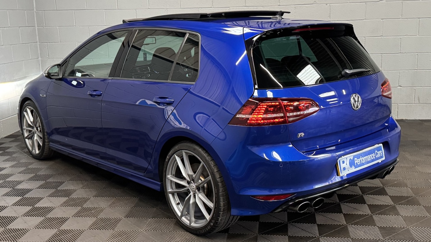 Used Volkswagen Golf 2016 for sale - 77997240: Photo 5