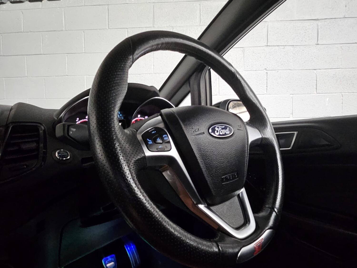 Used Ford Fiesta 2017 for sale - 76565157: Photo 15