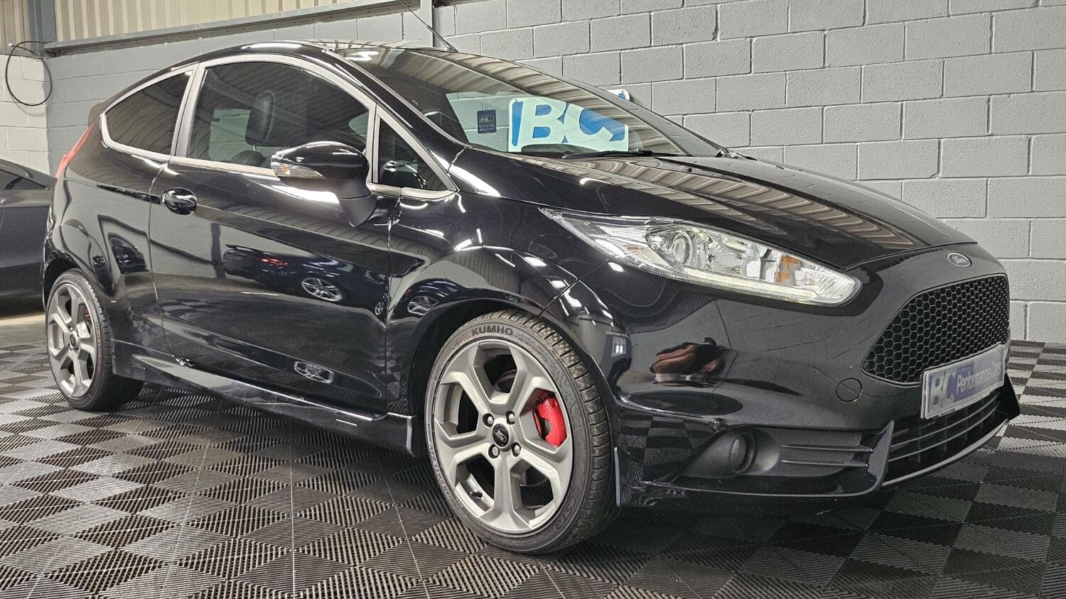 Used Ford Fiesta 2017 for sale - 76565157: Photo 2