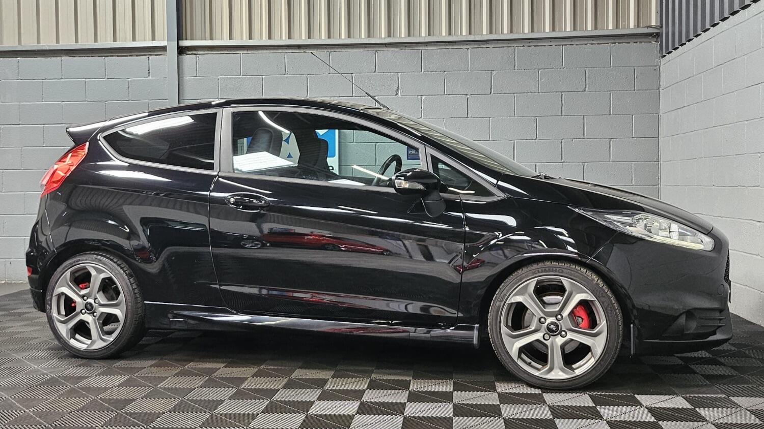 Used Ford Fiesta 2017 for sale - 76565157: Photo 29