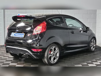 Used Ford Fiesta 2017 for sale - 76565157: Photo