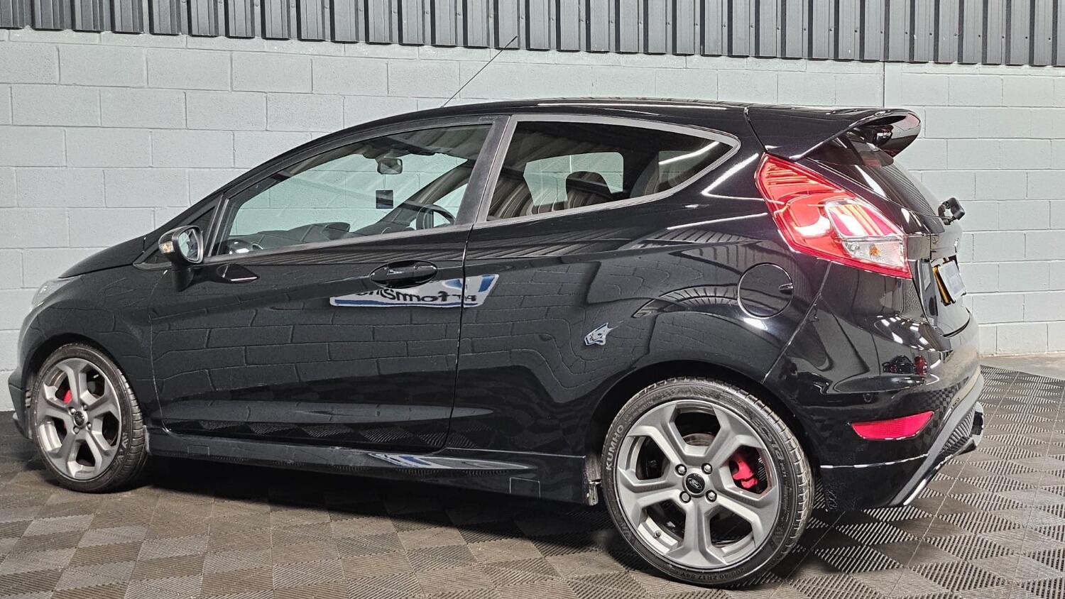 Used Ford Fiesta 2017 for sale - 76565157: Photo 41