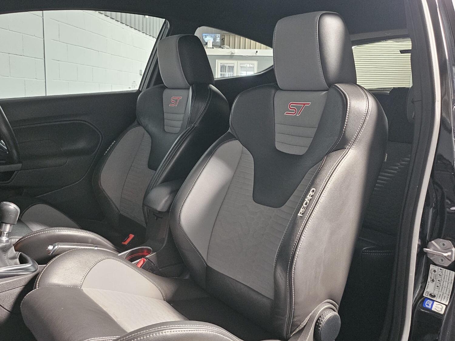 Used Ford Fiesta 2017 for sale - 76565157: Photo 47