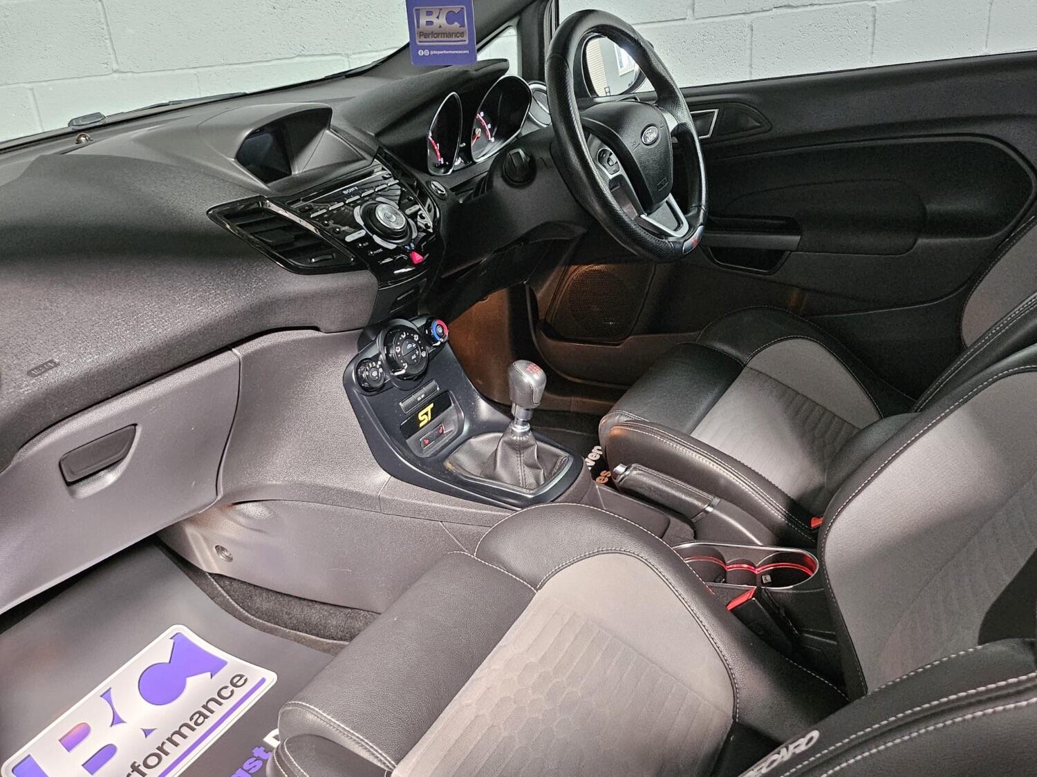 Used Ford Fiesta 2017 for sale - 76565157: Photo 48