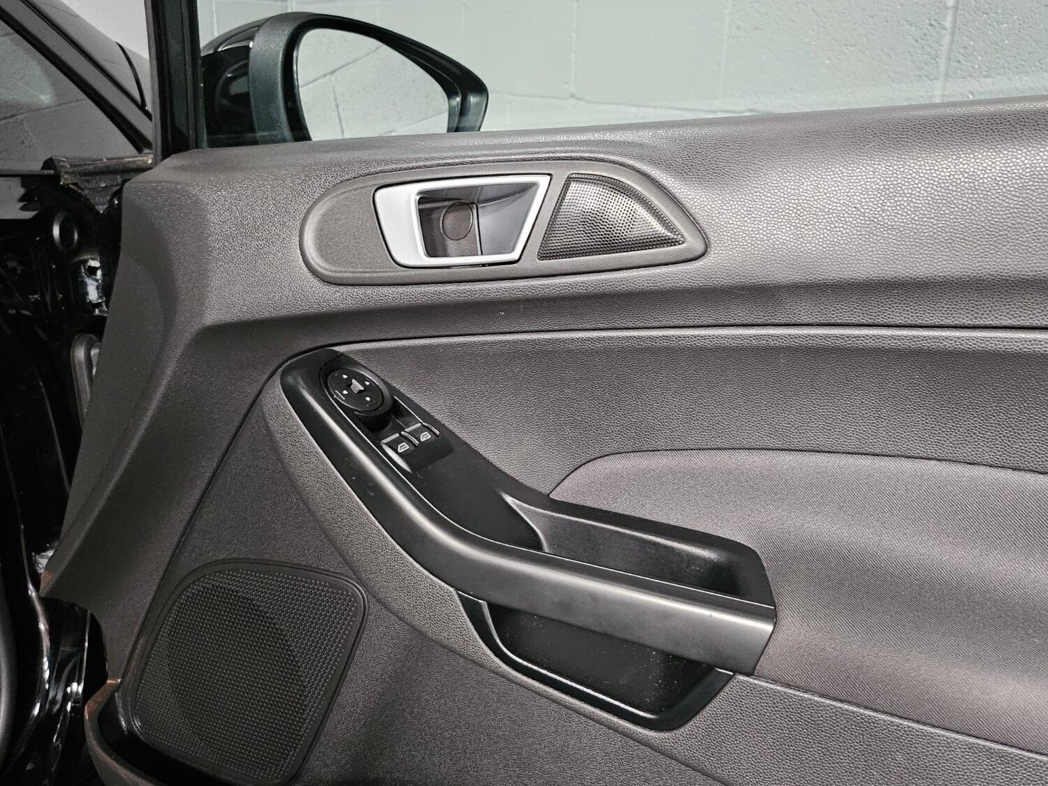 Used Ford Fiesta 2017 for sale - 76565157: Photo 52