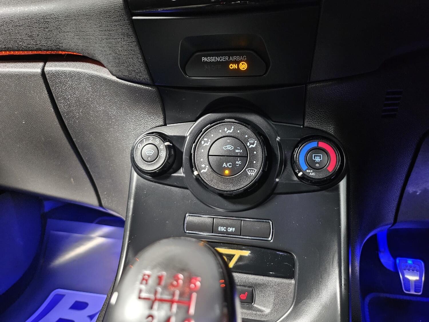 Used Ford Fiesta 2017 for sale - 76565157: Photo 57