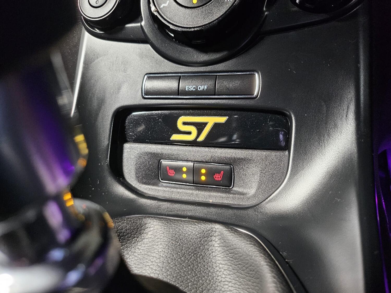 Used Ford Fiesta 2017 for sale - 76565157: Photo 58