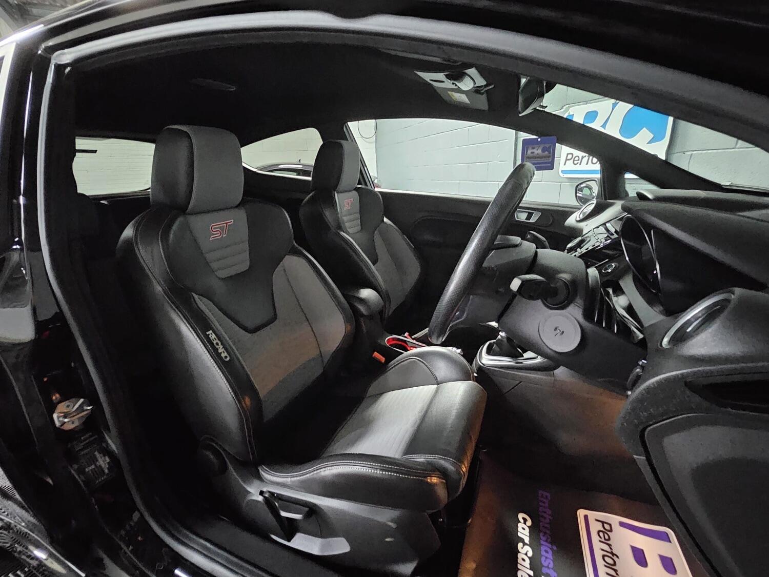 Used Ford Fiesta 2017 for sale - 76565157: Photo 7