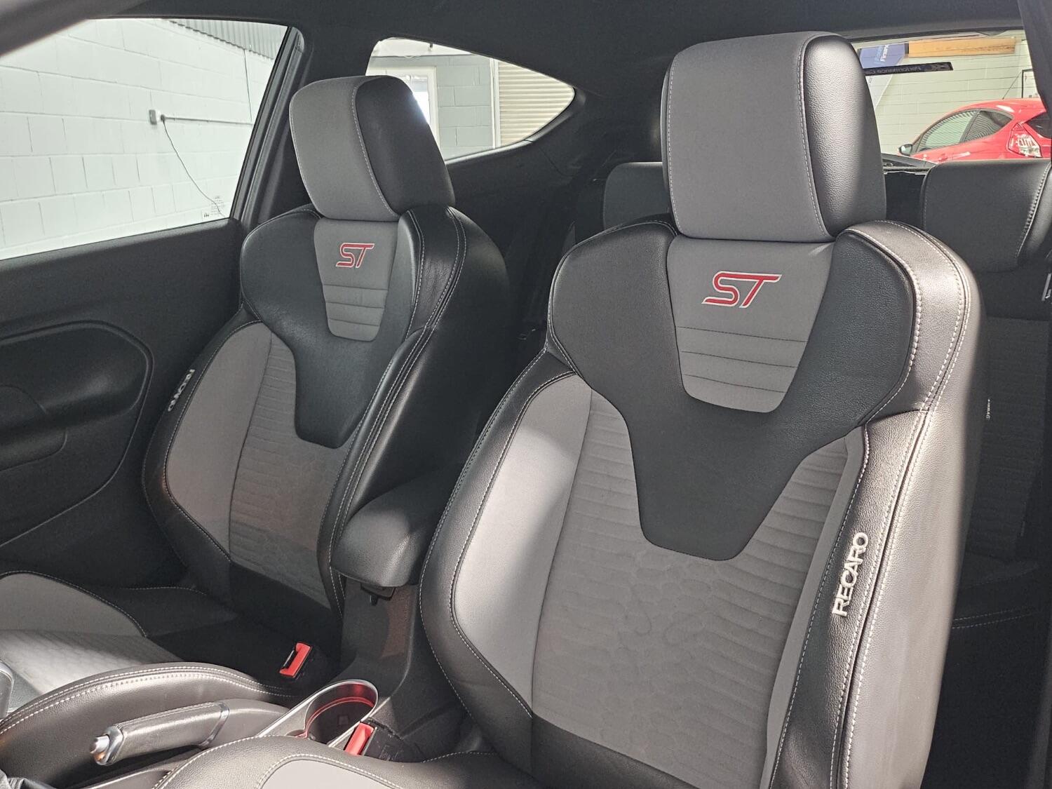 Used Ford Fiesta 2017 for sale - 76565157: Photo 8