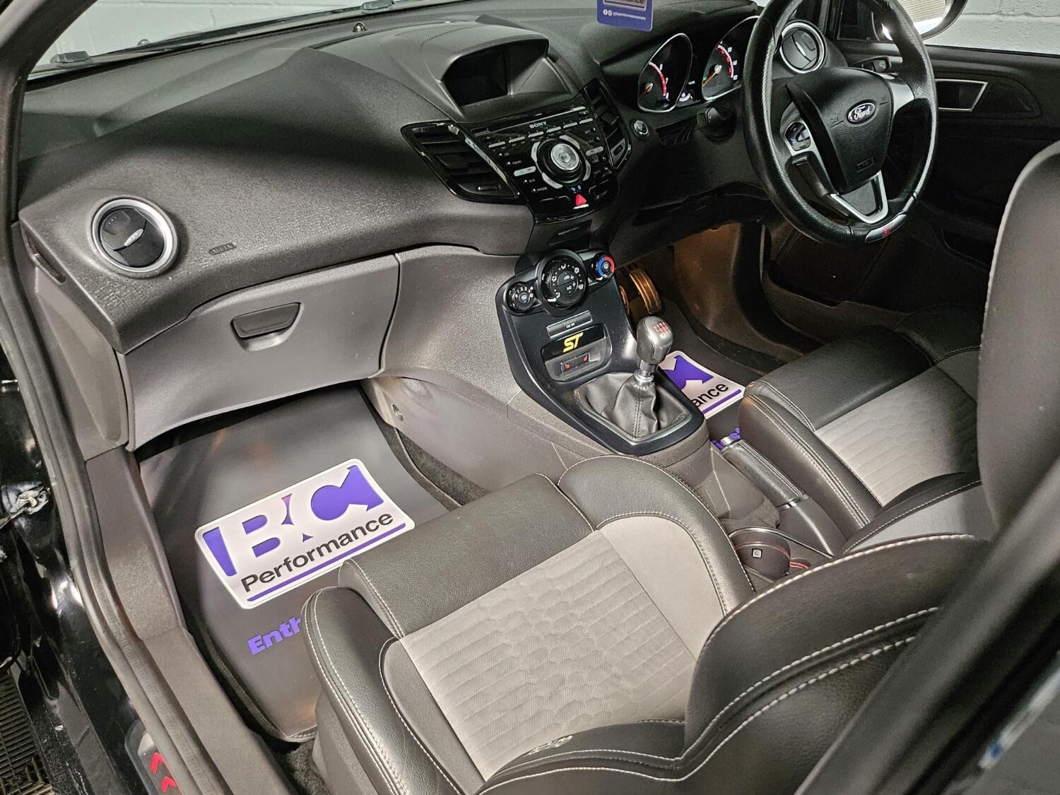 Used Ford Fiesta 2017 for sale - 76565157: Photo 9