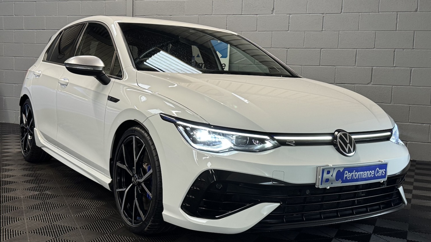 Used Volkswagen Golf 2021 for sale - 76924439: Photo 2