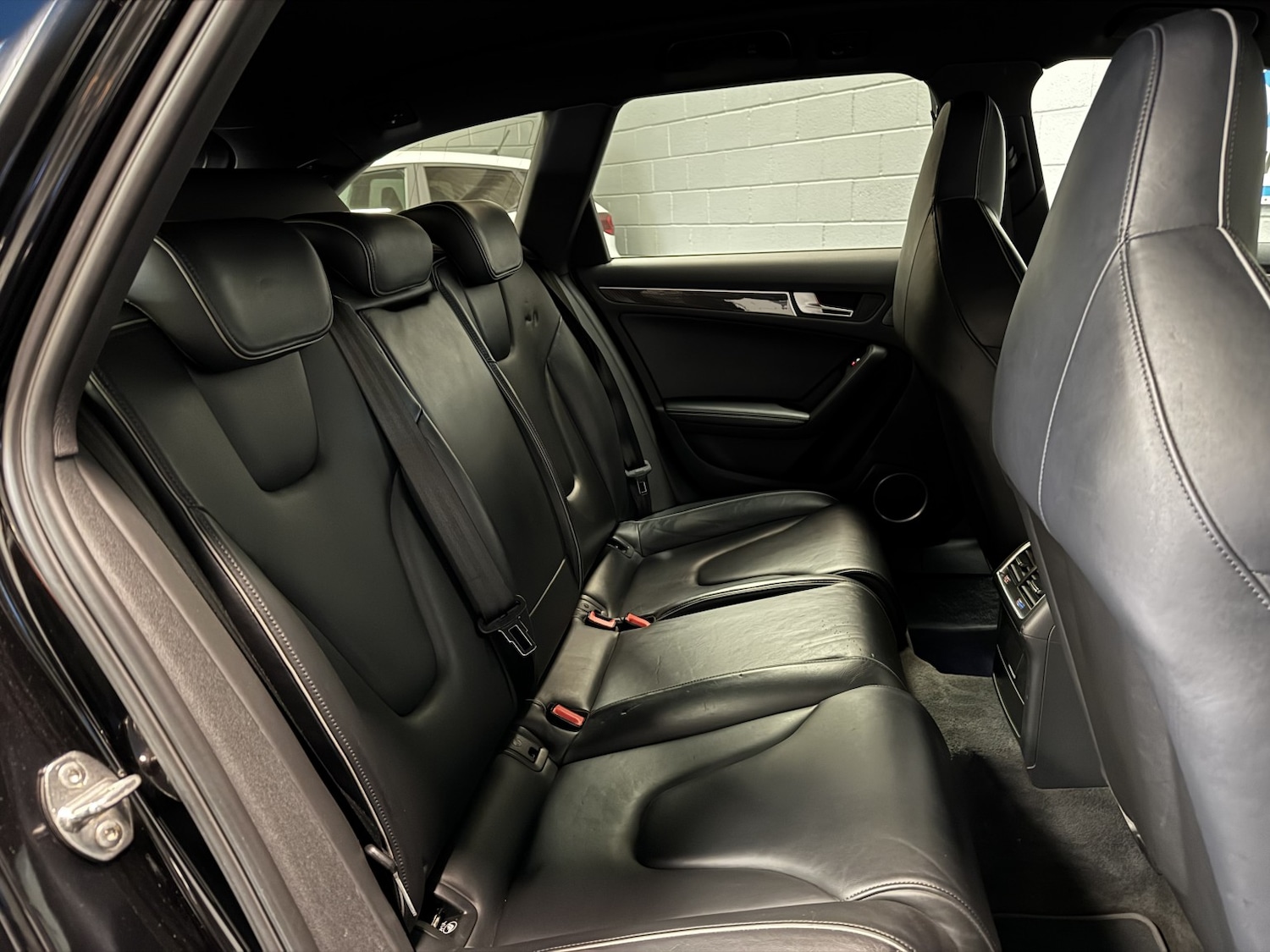 Used Audi RS4 2014 for sale - 76769472: Photo 11