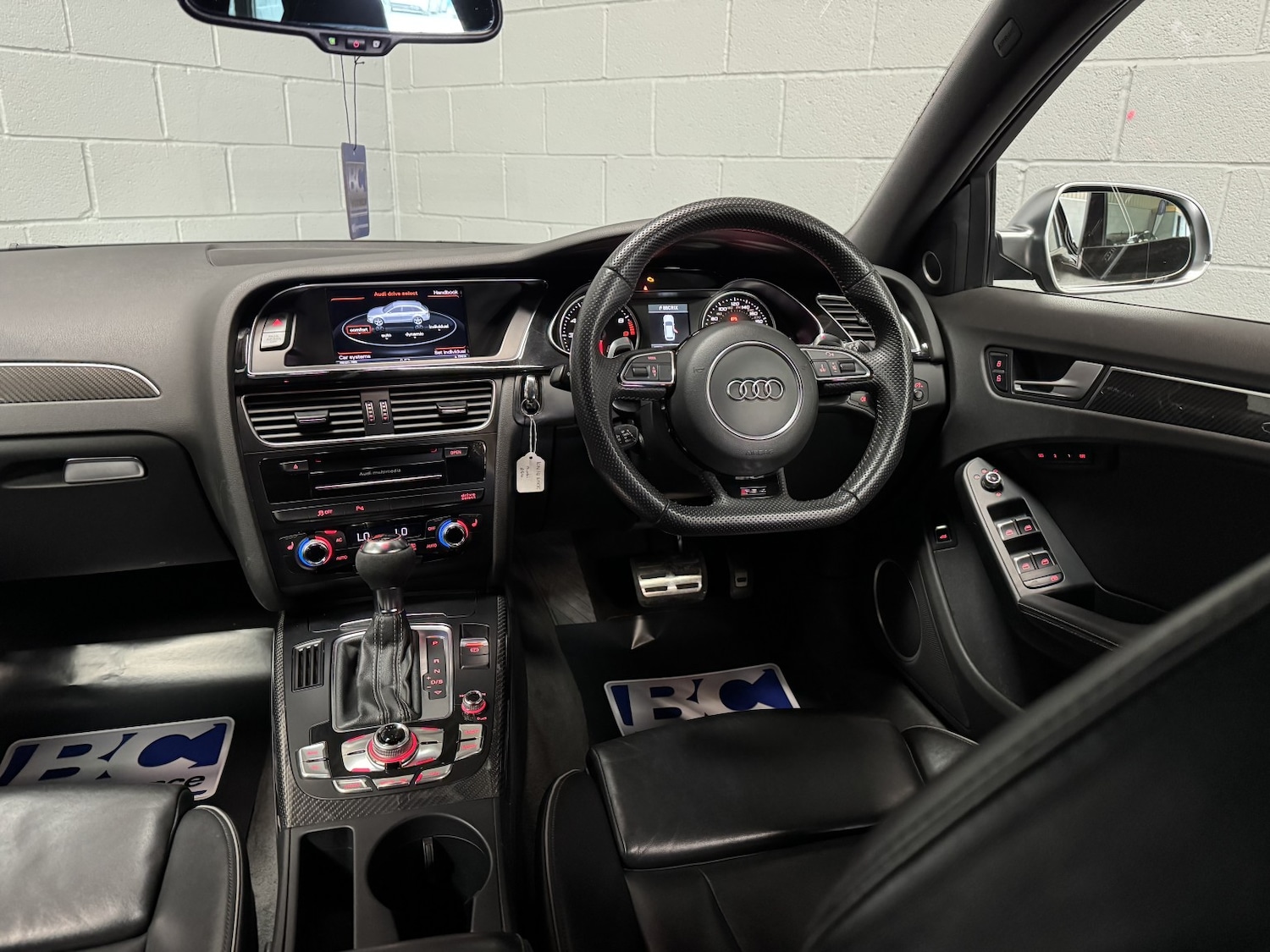 Used Audi RS4 2014 for sale - 76769472: Photo 14