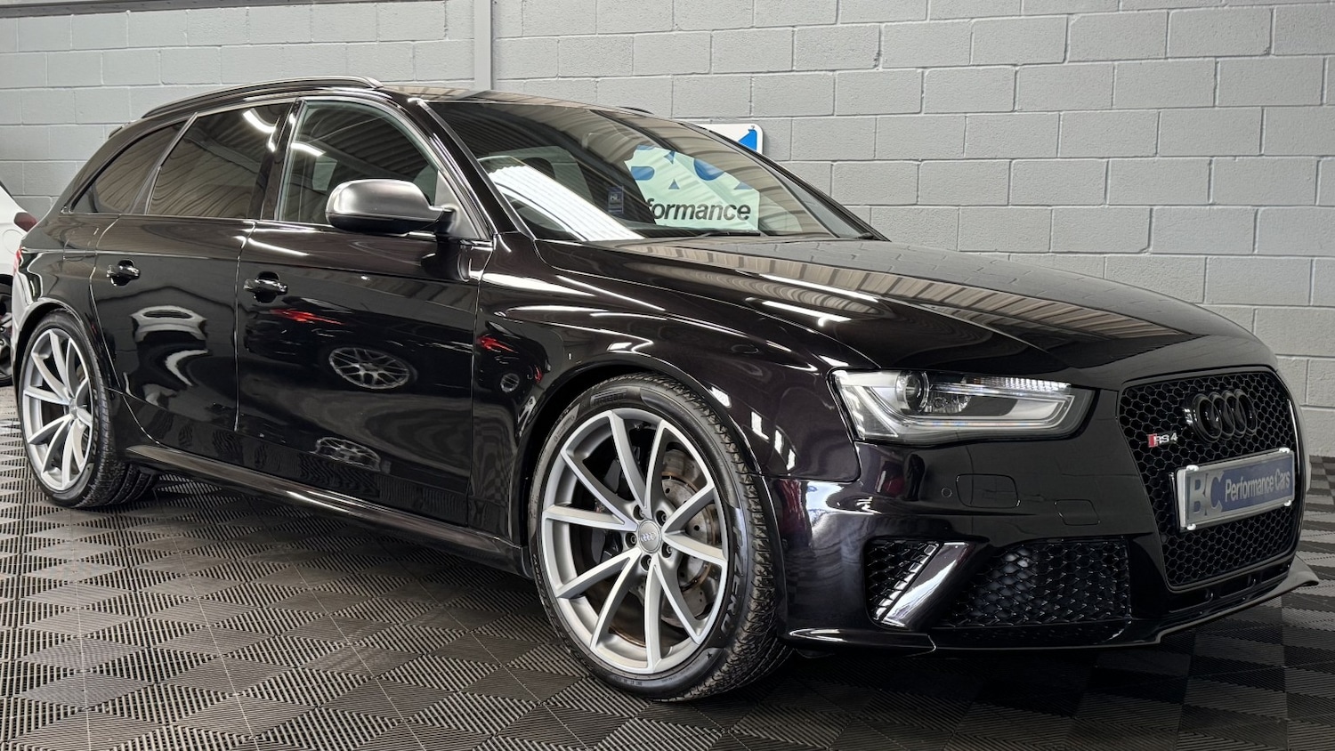 Used Audi RS4 2014 for sale - 76769472: Photo 2