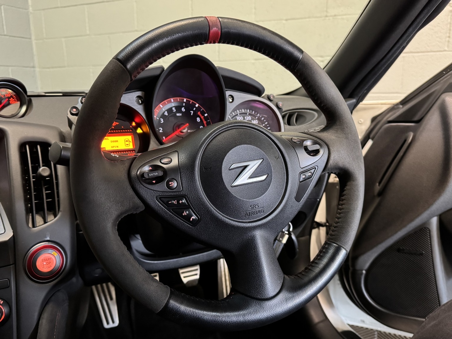 Used Nissan 370 Z 2017 for sale - 77129529: Photo 12