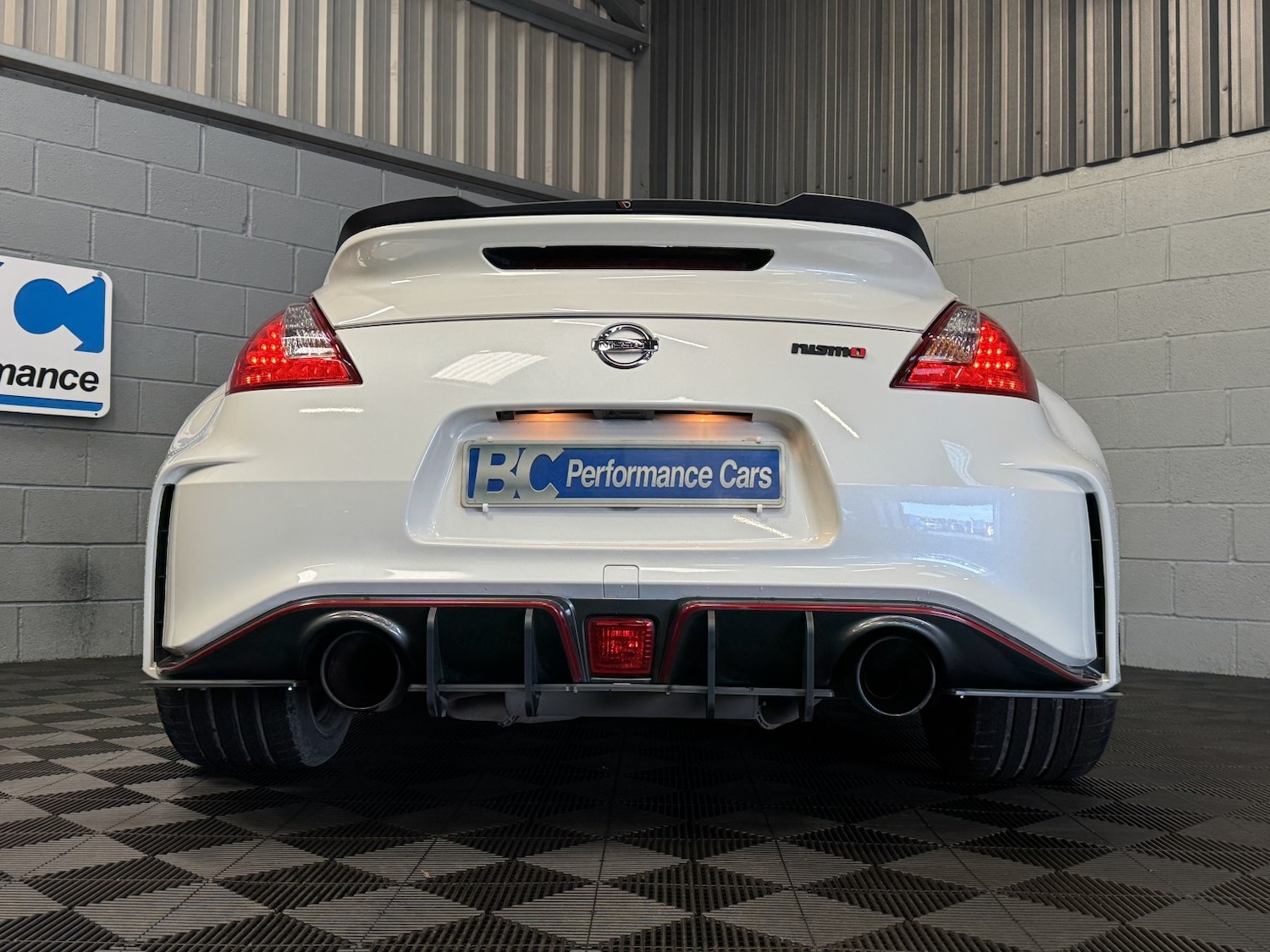 Used Nissan 370 Z 2017 for sale - 77129529: Photo 32