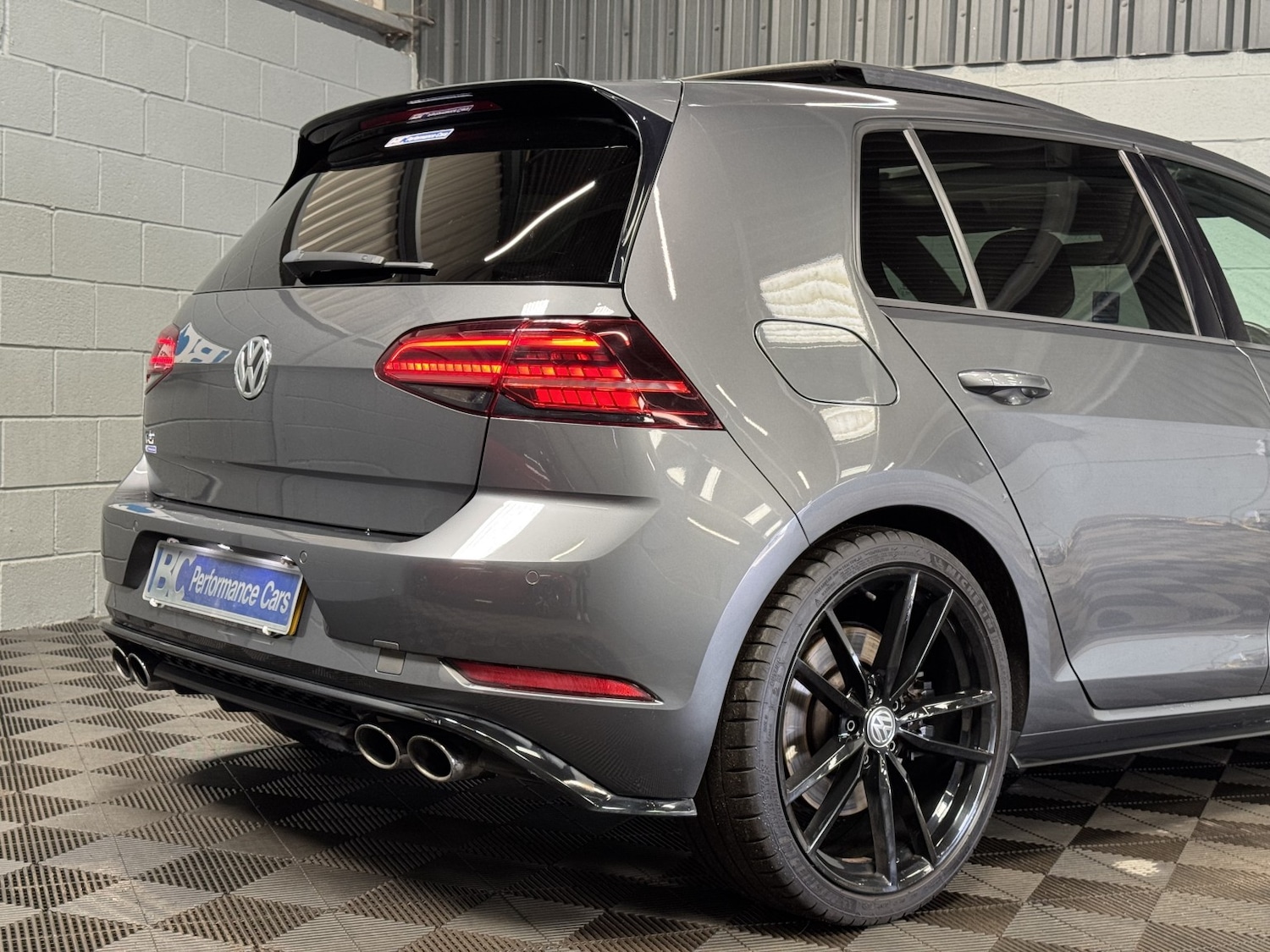 Used Volkswagen Golf 2018 for sale - 78031769: Photo 3
