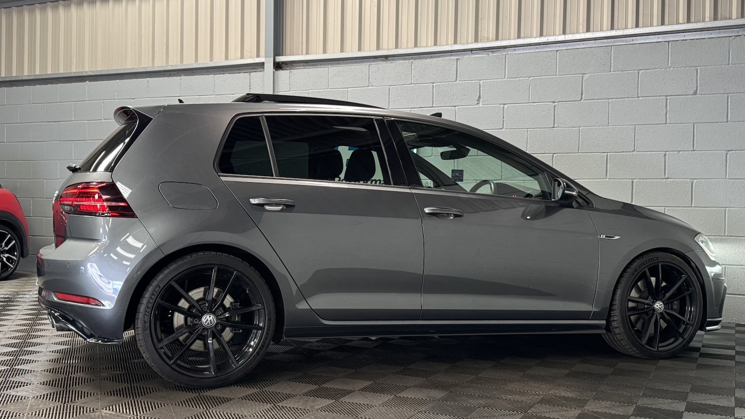 Used Volkswagen Golf 2018 for sale - 78031769: Photo 32