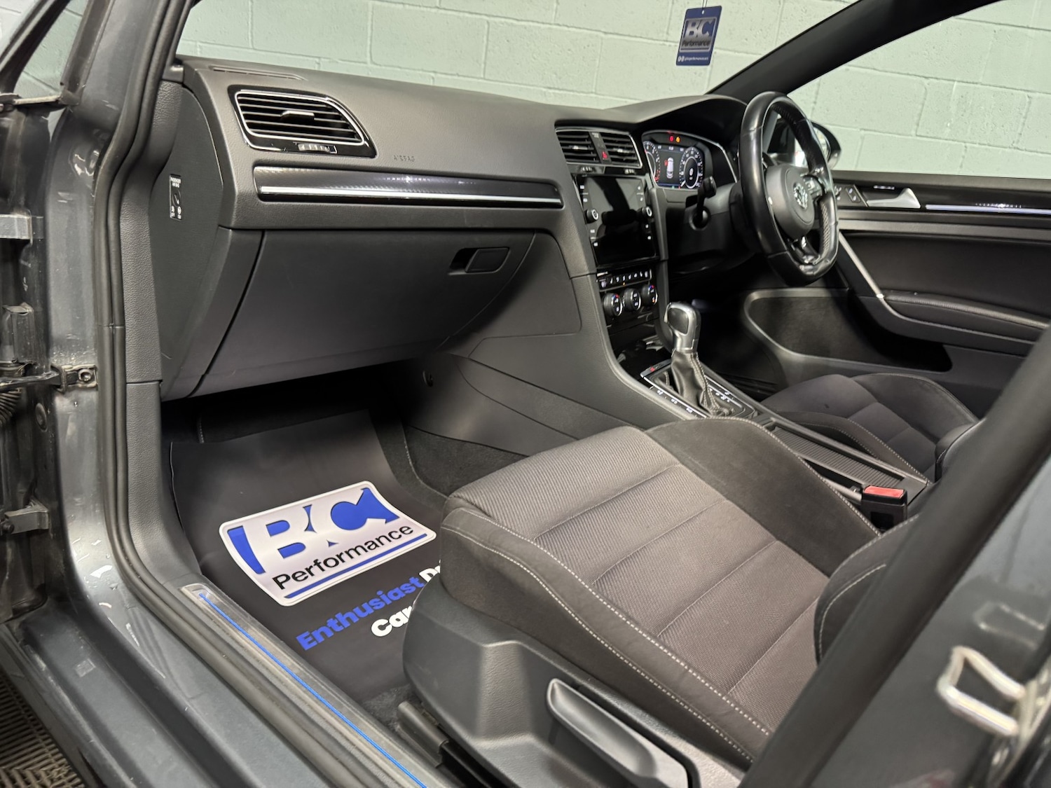 Used Volkswagen Golf 2018 for sale - 78031769: Photo 39