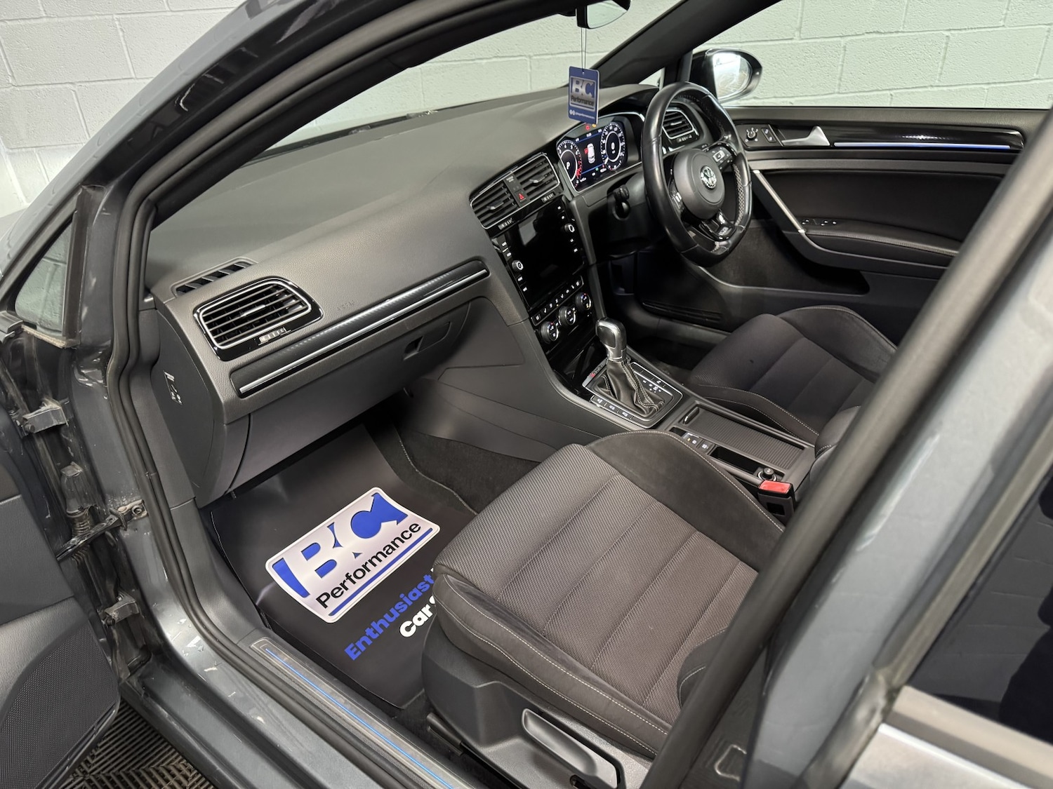 Used Volkswagen Golf 2018 for sale - 78031769: Photo 42